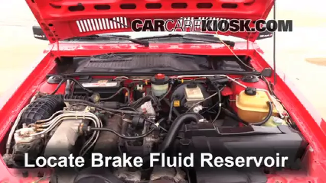 1984 Audi Coupe 2.2L 5 Cyl. Líquido de frenos Agregar fluido